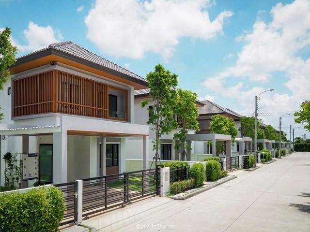 ขายบ้านเดี่ยวสไตล์ Luxury Villa โครงการ โคโม่ พรีโม่ บางนา Como Primo Bangna เฟอร์นิเจอร์บางส่วน 5 นาทีถึง Mega Bangna