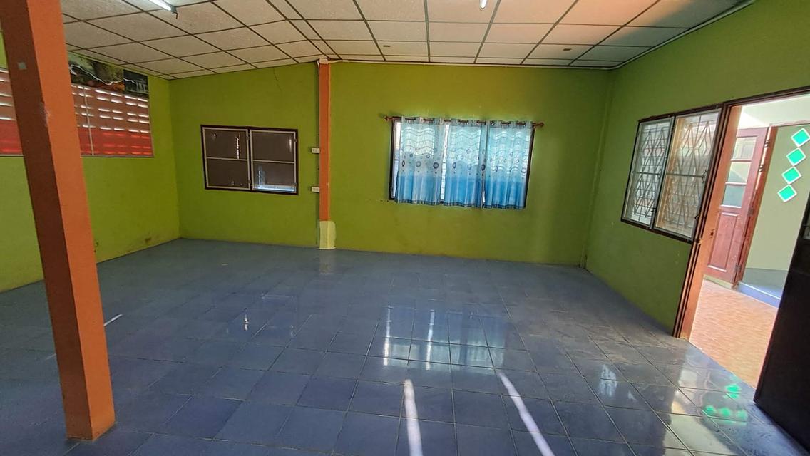 บ้าน 2 หลังบางน้ำเปรี้ยวให้เช่ารายเดือนราคาเพียง 5,000 บาทต่อเดือน 12