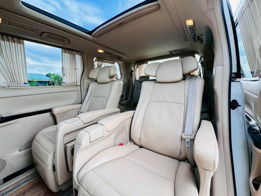 TOYOTA ALPHARD 2.4 V MNC MPV 2012 10