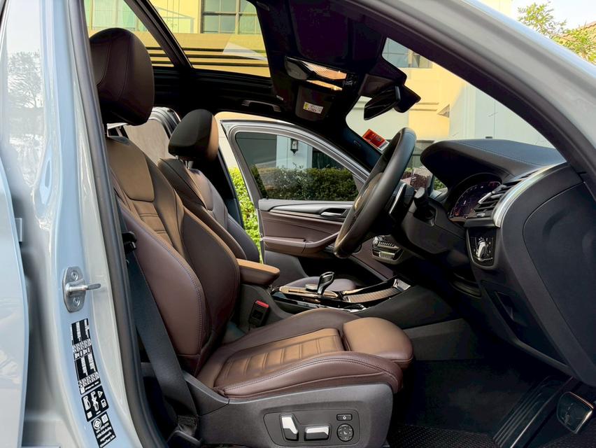 BMW X3 xDrive20d M Sport ปี 22 สี brooklyn grey รูปที่ 7