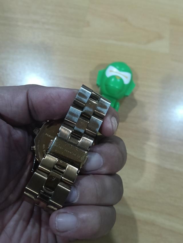 นาฬิกา Marc Jacobs แท้มือสอง รูปที่ 4