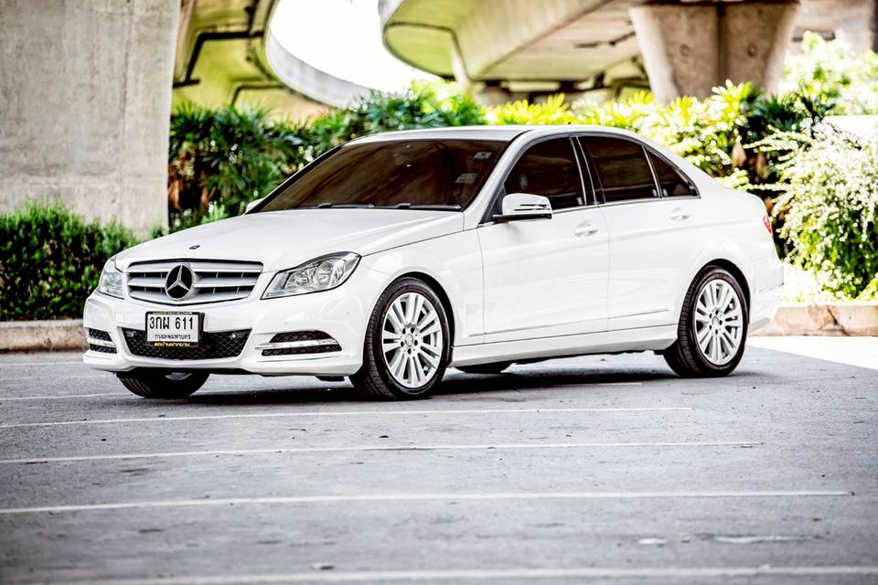 BENZ C-CLASS C220 CDI ELEGANCE ดีเซล ปี 2014 โฉม W204 สีขาว  11