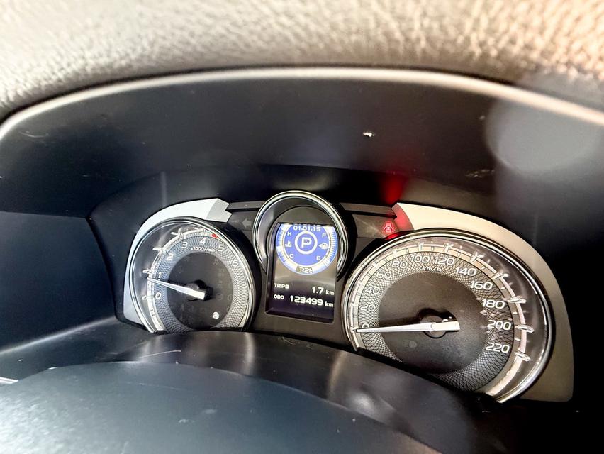 Isuzu MU-X 1.9DVD The Onyx ปี20 11
