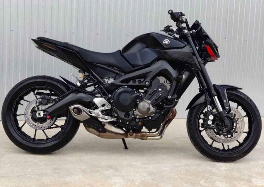 Yamaha MT09 ปี 2021 สีดำดุดันพร้อมลุย 3