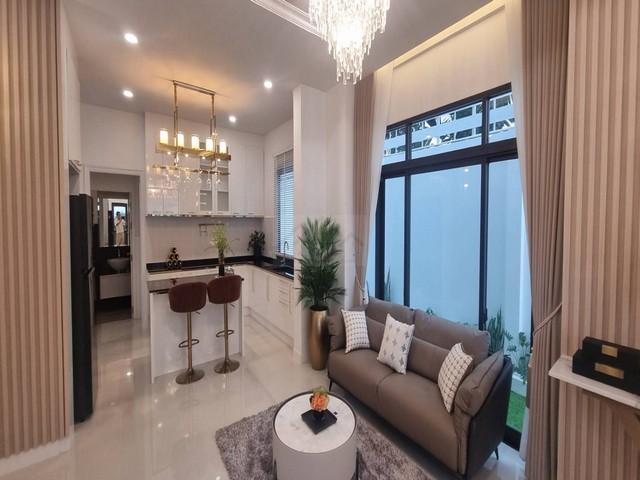 ให้เช่าบ้านเดี่ยว 2 ชั้น 170 ตรว. เพอร์เฟค มาสเตอร์พีซ สุขุมวิท 77 หลังมุม ใกล้โรบินสันลาดกระบัง 4