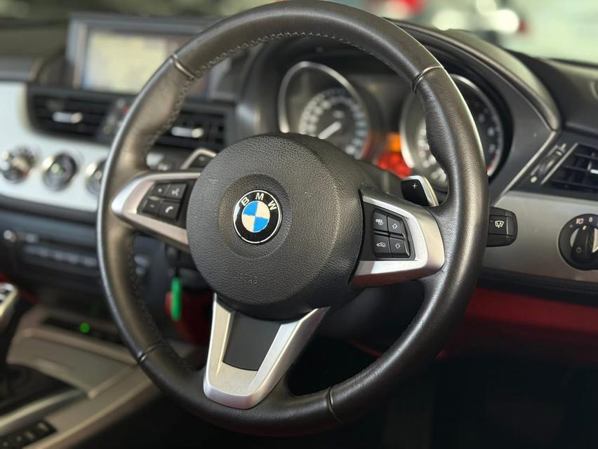 BMW Z4 2.0 sDrive20i M SPORT 2011  8