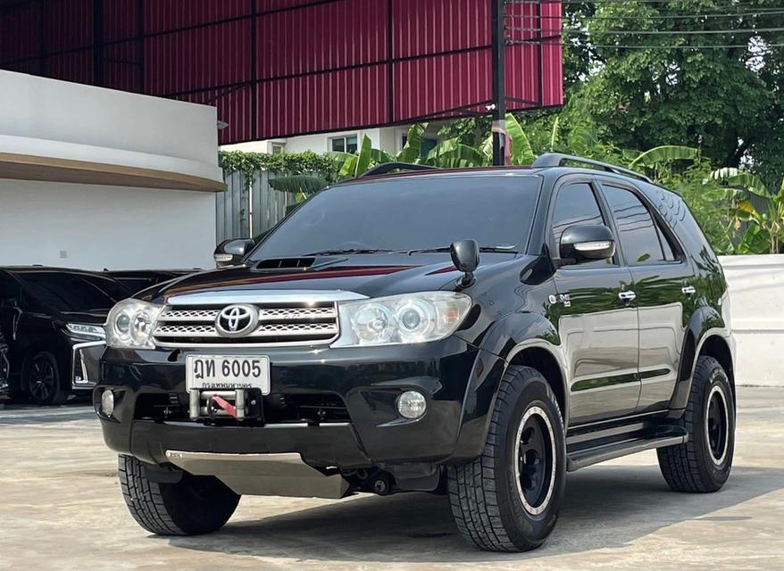 TOYOTA FORTUNER 3.0V 4WD 2010 