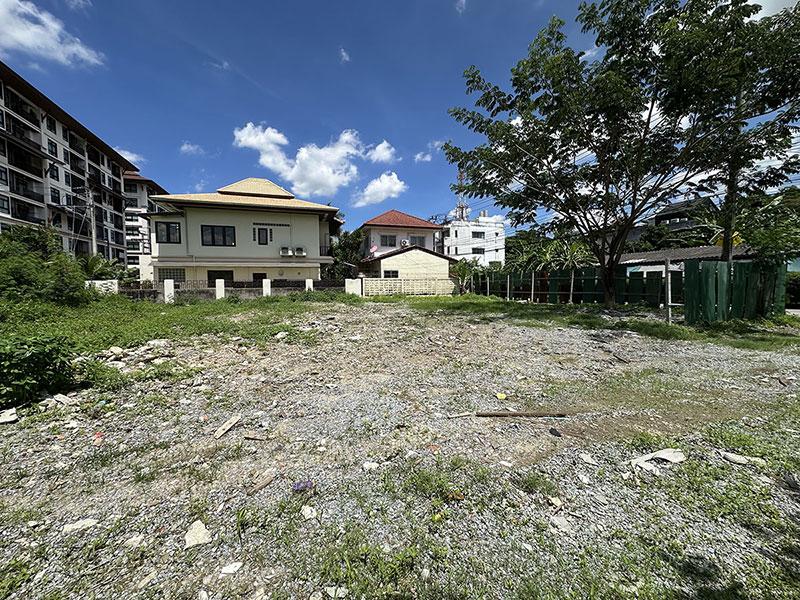 ขายที่ดิน ซอยประเสริฐมนูกิจ 37  กำลังจะมีรถไฟฟ้าสายสีน้ำตาล สถานีคลองลำเจียก ผ่านด้านถนนประเสริฐมนูกิจ 2