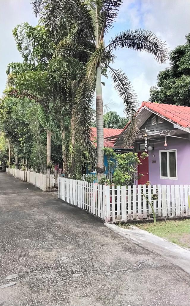 ขายบ้านพร้อมรีสอร์ทบนเนินสวย เนื้อที่2ไร่  ต.นาตาขวัญ อ.เมืองจ.ระยอง 20