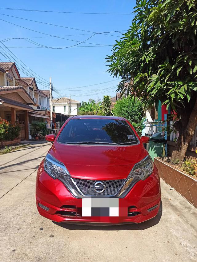 Nissan note 1.2V ปี 18  3