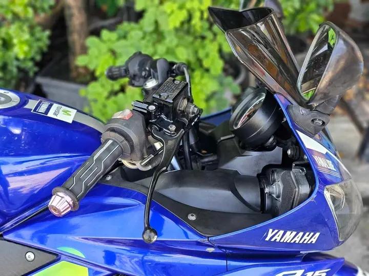 ส่งต่อรถมอเตอร์ไซค์สวยๆ Yamaha R15 1