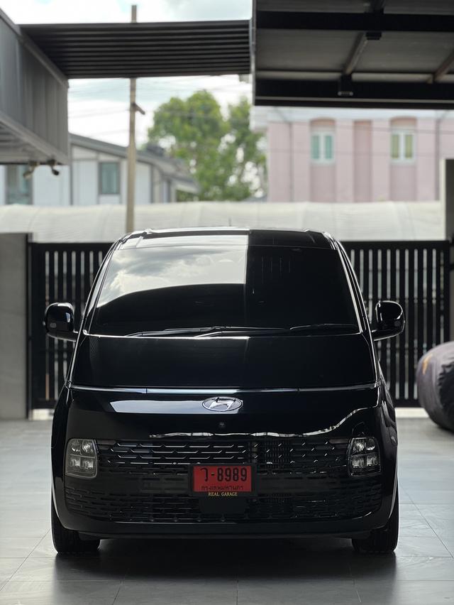 Hyundai Staria SLE