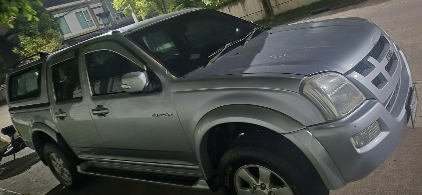 รถกระบะ isuzu d-max hilander4 ประตู ปี 2006