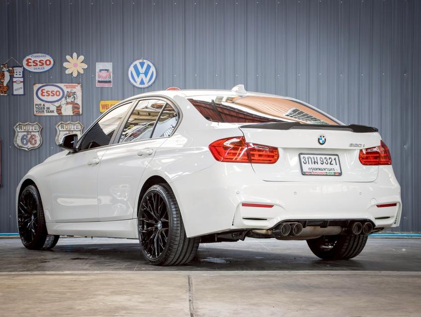 BMW 320i 2.0 F30 LUXURY 2014
