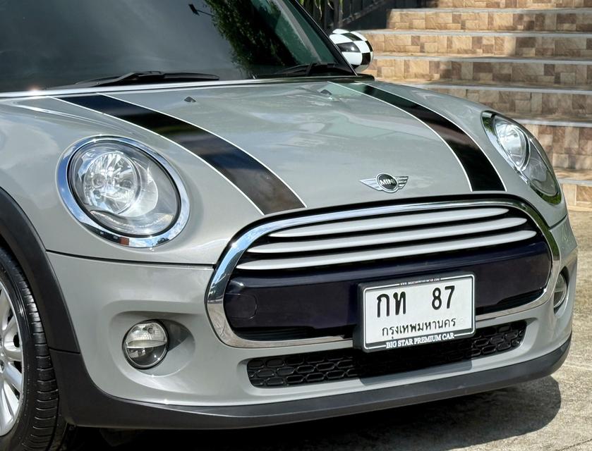 2017 MINI COOPER 5 DOOR HATCH รถมือเดียวออกป้ายแดง รถวิ่งน้อย เข้าศูนย์ตรงระยะ รถไม่เคยมีอุบัติเหตุครับ 8