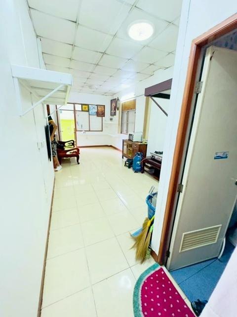 เดอะมอลล์ ท่าพระ 1.3 กม. จัดเต็มเฟอร์ฯ 40 ตร.ม. BTS วุฒากาศ 750 ม. บ้านเดี่ยวชั้นเดียว ภาษีเจริญ 2 นอน ม.สยาม 1.6 กม. ตล 7