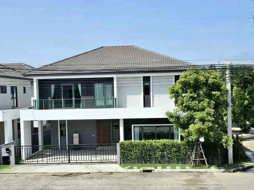 บ้านเดี่ยวเช่า 4ห้องนอน 6ห้องน้ำ โครงการ Centro วิภาวดี ดอนเมือง 1