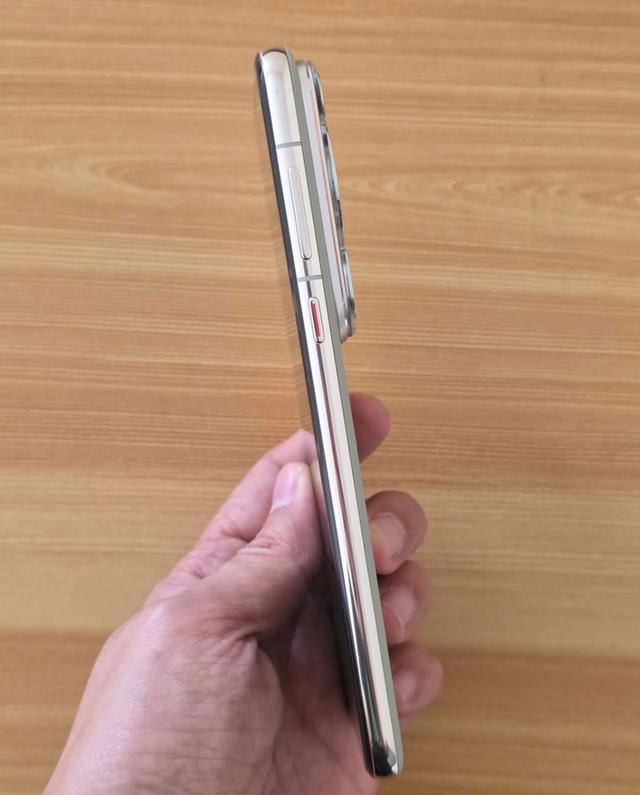 Huawei Pura 70 Ultra (16/512GB) เครื่องใหม่ศูนย์ไทย รูปที่ 4