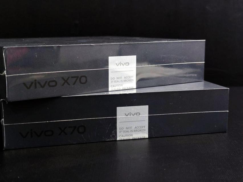 ขาย/แลก Vivo x70 8/128GB Black ศูนย์ไทย ประกันศูนย์ 03/2566 ใหม่มือ1 ยังไม่ได้แกะซีล เพียง 15,900 บาท  3