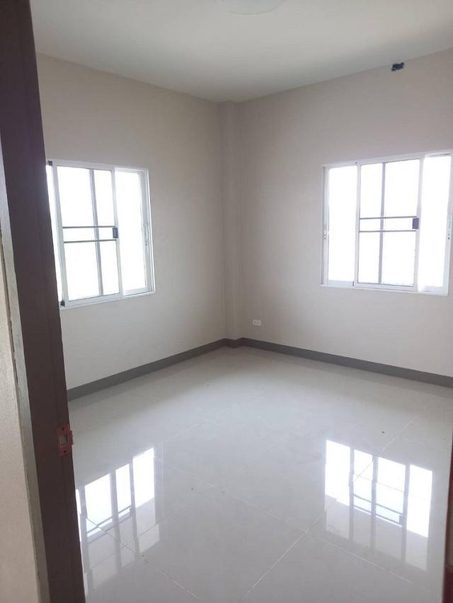 ขายบ้านเดี่ยวหลังใหญ่ 2ชั้น บ้านลดามณี3 (โป่งแห้ง) บ้านใหม่พร้อมอยู่ หน้าบ้านไม่ชนใคร สารภี เชียงใหม่. 9