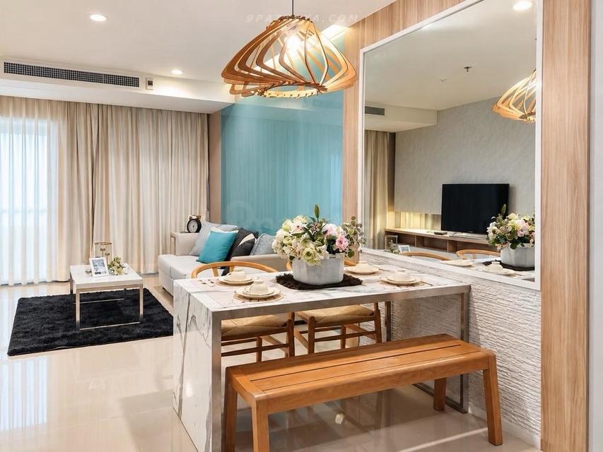 For Sale — Corner Sea View Condo at Lumpini Park Beach JomtienCorner condo for sale at Lumpini Park Beach Jomtien with 180-degree sea view. 7