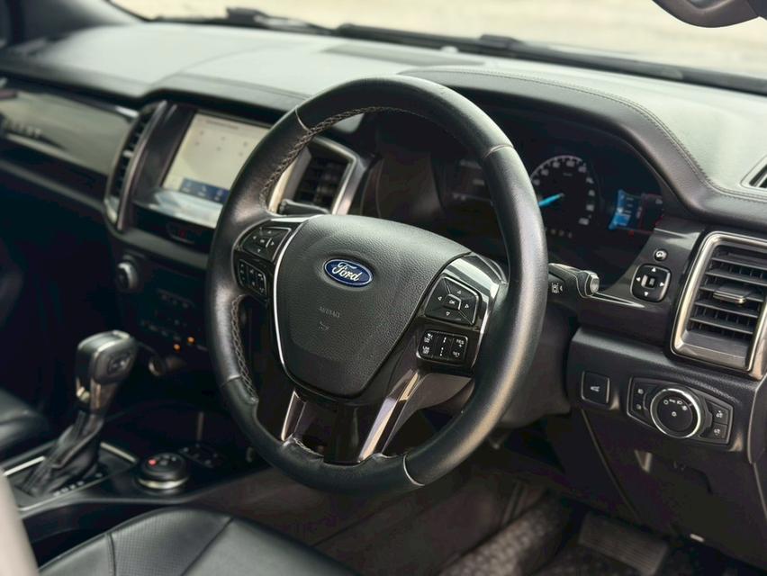 FORD EVEREST Wagon 4dr Titanium+ 7st Auto 6sp RWD 2.2DC (Mnc) Y19. สีเทา เกียร์ออโต้ 15