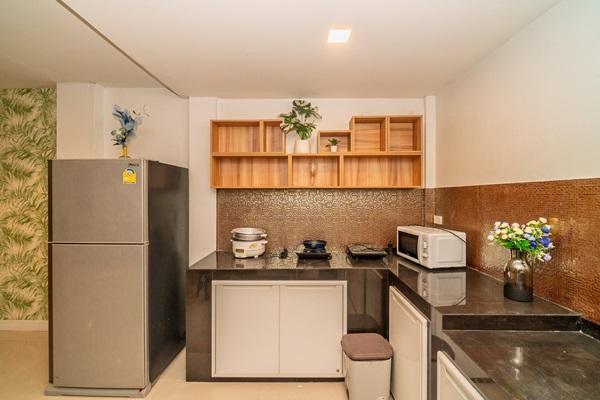 Tropical House - ปล่อยเช่าบ้านใจกลางทองหล่อ ซอย 25 ทาวน์โฮมหรู 5 ชั้น ทำเลเยี่ยม พร้อมดาดฟ้าส่วนตัว โทร 092-6397963 8