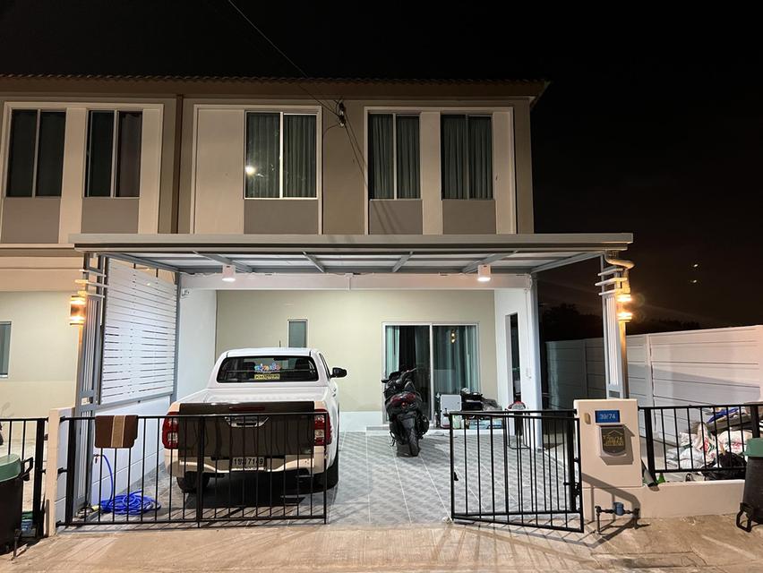 บ้านท้าวเฮ้าส์ 3ห้องนอน 2ห้องน้ำ จอดรถได้2คัน 1