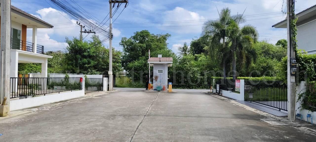 ทาวน์เฮ้าส์ ธาราศิริ โพรงมะเดื่อ ใกล้ แม็คโคร นครปฐม 9