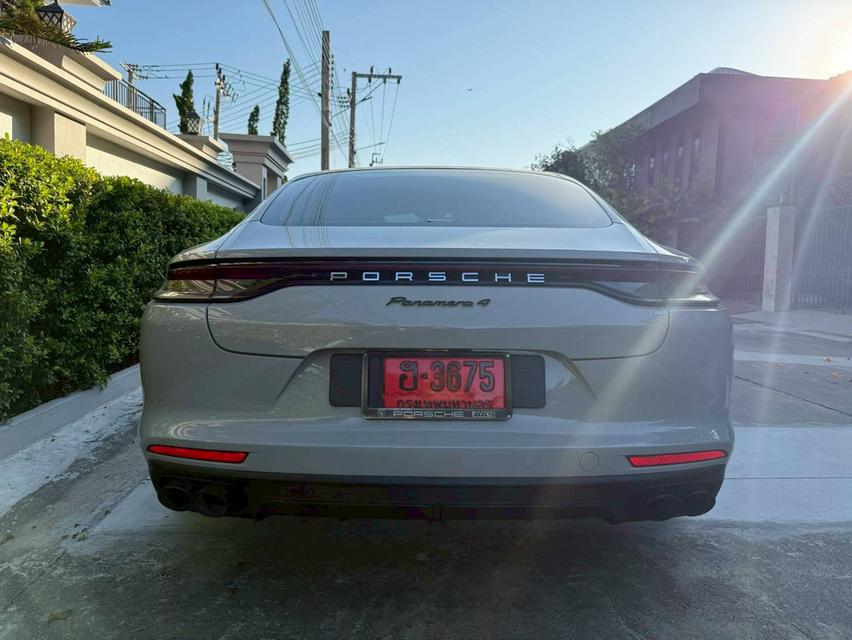 PANAMERA 4E- Hybrid EXECUTIVE 4