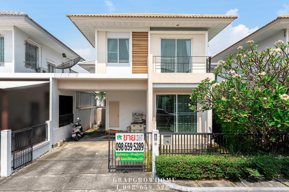 ขายบ้านแฝดสไตล์บ้านเดี่ยว กรูฟ วิลล์ บางนา เงียบสงบ เป็นส่วนตัว พร้อมอยู่ ใกล้เมกะบางนา เพียง 5 นาที ทำเลดี เดินทางสะดวก 1