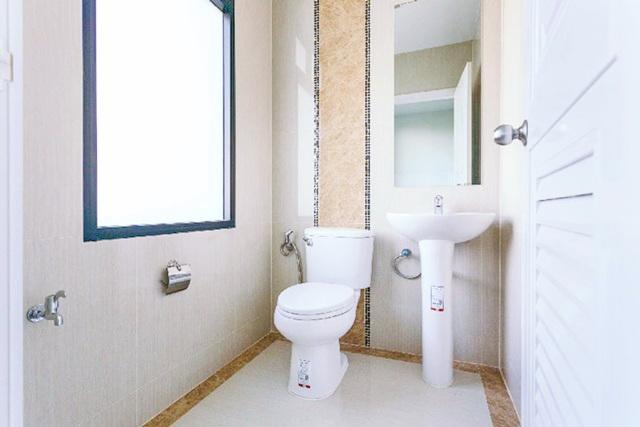 ให้เช่าอาคารพาณิชย์ 4ชั้น หทัยราษฏร์ รามอินทรา 105-111 ทำเลถนนใหญ่ พระยาสุเรนทร์ MRTนพรัตน์ 2.4 กม. ใกล้รถไฟฟ้าสายสีชมพู 5