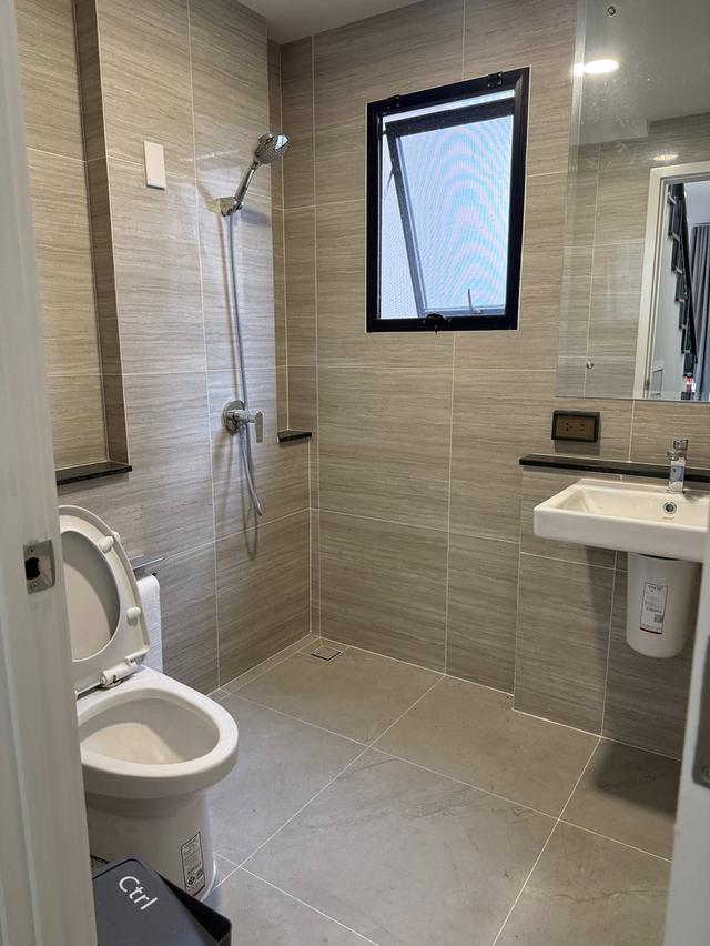 หมู่บ้าน บริทาเนีย บางนาศรีวารี  ซอยวัดศรีวารีน้อย บ้านใหม่อยู่ยังไม่ถึงปี บ้านตกแต่งพร้อมอยู่ 18