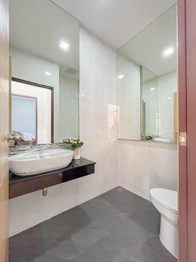 ✨ ขาย Pool Villa 2 ชั้น สไตล์โมเดิร์นหลังใหญ่ 5 นอน 5 น้ำ เพียง 13.9 ลบ. (โอนคนละครึ่ง) 🏊‍♂️ 17