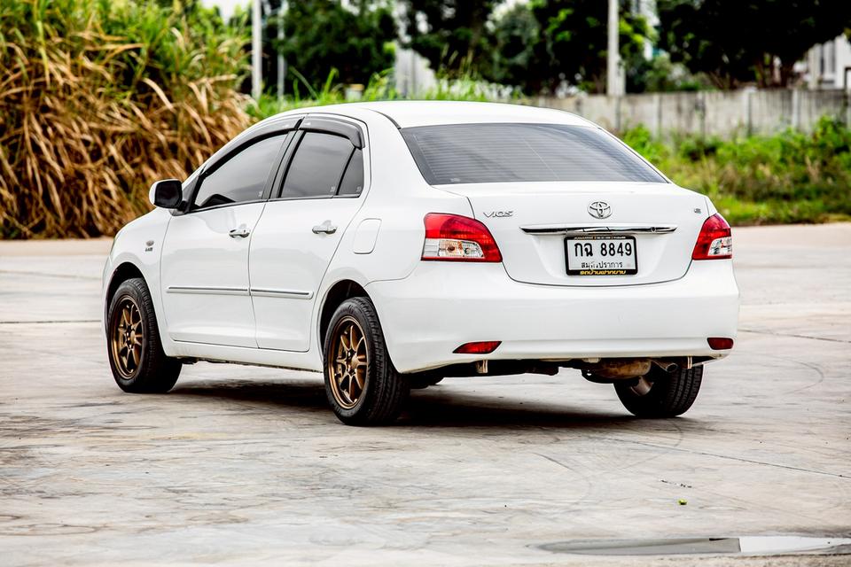 Toyota Vios 1.5E ปี 2009 เกียร์ออโต้ สีขาว   8