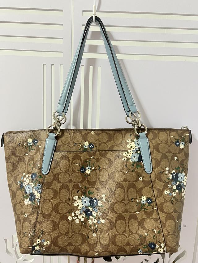 กระเป๋าสะพาย COACH F30247  3