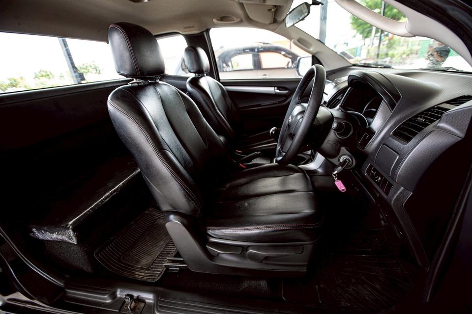 ขาย Isuzu Dmax 2.5Vgs Z ปี13 12