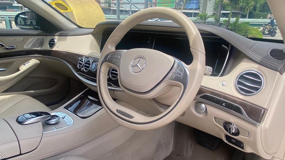 S300 Bluetec Hybrid ปี 2015 12