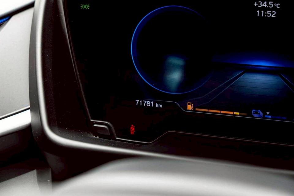 BMW I8 ปี16 9