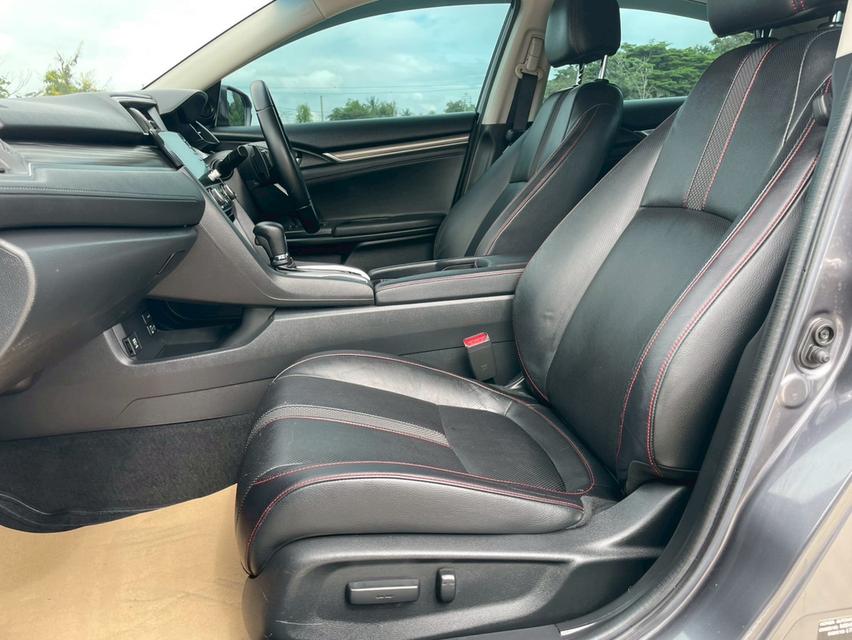 HONDA CIVIC FC  1.5 RS TURBO (MNC)  TOP  ปี 2019 สีเทา  เกียรออโต้  13
