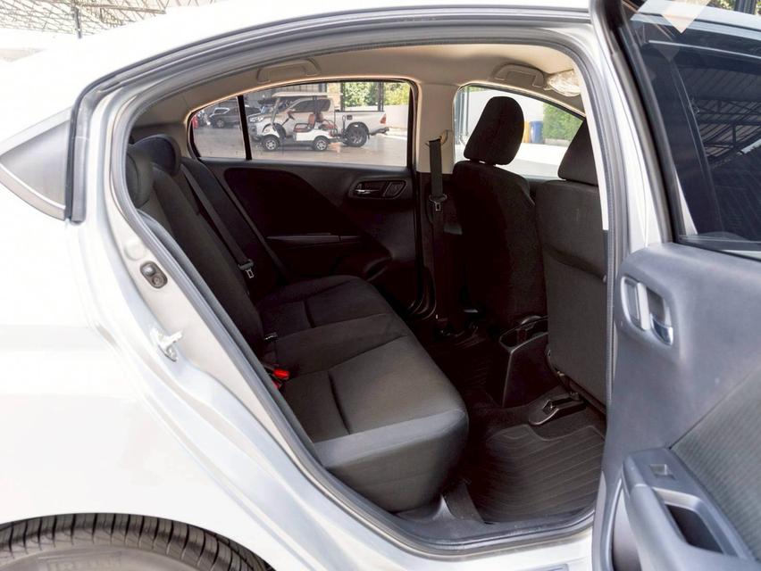 Honda city 1.5 V+ ปี 2017 รถสวย เจ้าของเดียว ไม่มีประวัติชนไม่ใช่รถน้ำท่วม รูปที่ 14