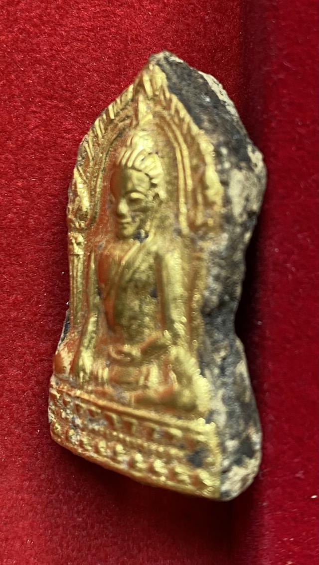 รูป พระว่านหน้าทอง พิมพ์พระพุทธชินราชใบเสมา กรุวัดใหญ่(วัดพระศรีรัตนมหาธาตุ) พิษณุโลก 3