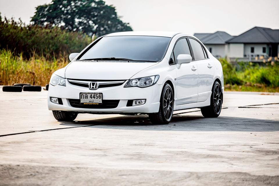 Honda Civic Fd 1.8E สีขาว ปี 2008 เกียร์ออโต้ มือเดียวป้ายแดง รูปที่ 2