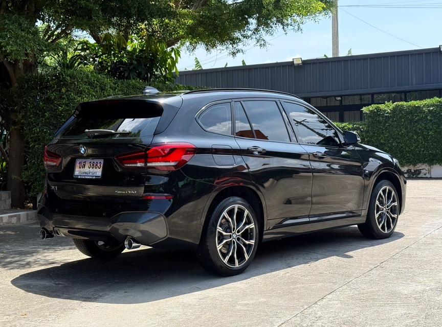 2022 BMW X1 20D MSPORT LCI รถมือเดียวออกป้ายแดง รถวิ่งน้อย เข้าศูนย์ทุกระยะ ไม่เคยมีอุบัติเหตุครับ
