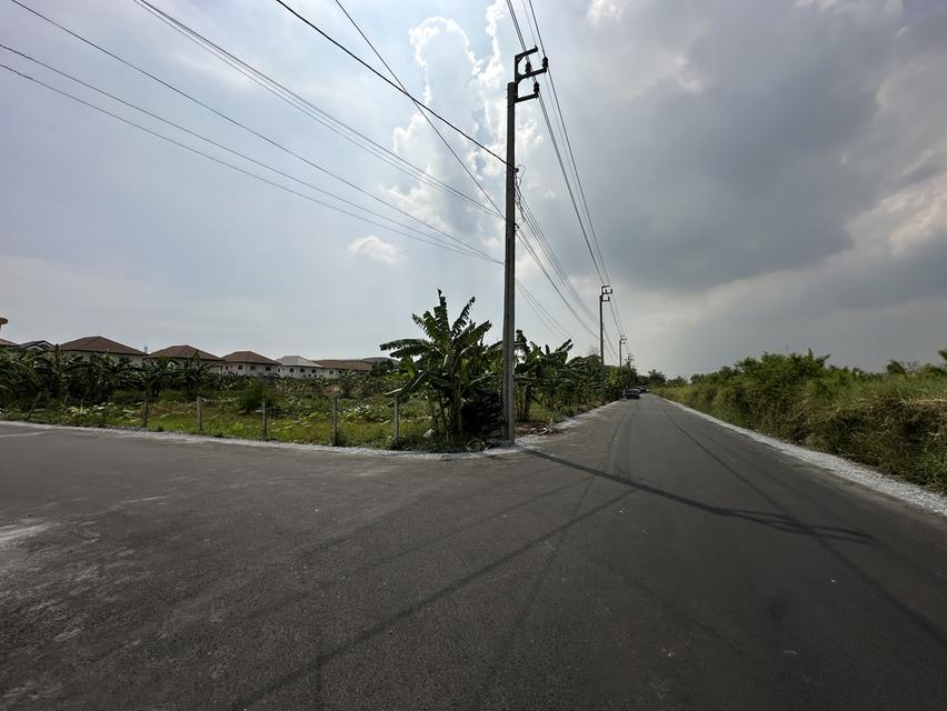 ขายที่ดิน 4 ไร่ ถนนพัฒนาชนบท 3 ซอยสมร ใกล้มอเตอร์เวย์กรุงเทพ-ชลบุรี รูปย่อยที่ 1