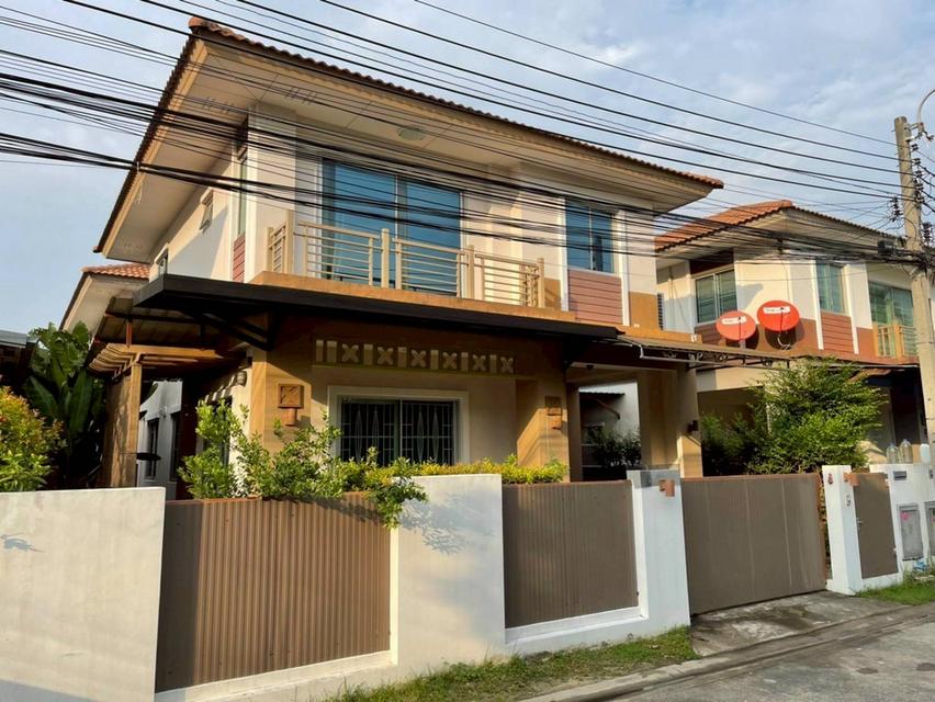 ให้เช่าบ้านแฝดสไตล์บ้านเดี่ยว 2 ชั้น หมู่บ้านมัลดีฟส์ ปาล์ม (บางนา-วงแหวน) ใกล้เมกาบางนา (N.1815)
