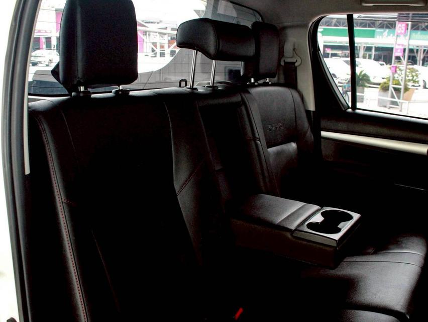 TOYOTA HILUX REVO, 2.4 MID PRERUNNER DOUBLE CAB ปี 2022   11
