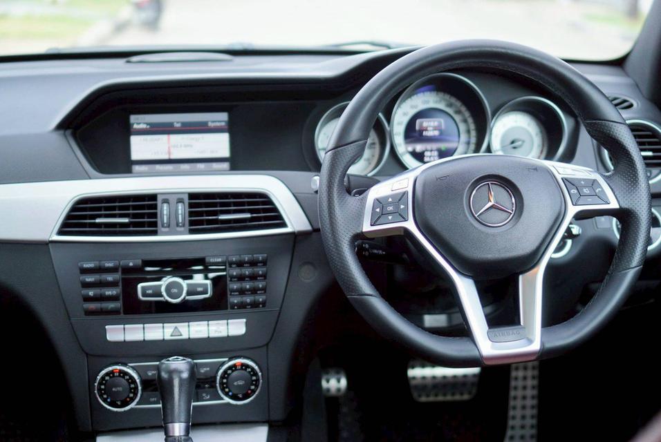 Benz C180 COUPE AMG Sport 2013 สีดำ รูปที่ 7