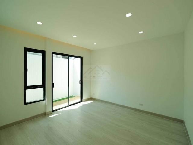 ขายบ้านเดี่ยว 1 ชั้นครึ่ง 50 ตรว. หมู่บ้านเสรี-อ่อนนุช ซอยอ่อนนุช 70-1 รีโนเวทใหม่หมดทั้งหลัง บ้านสวยพร้อมอยู่ 6