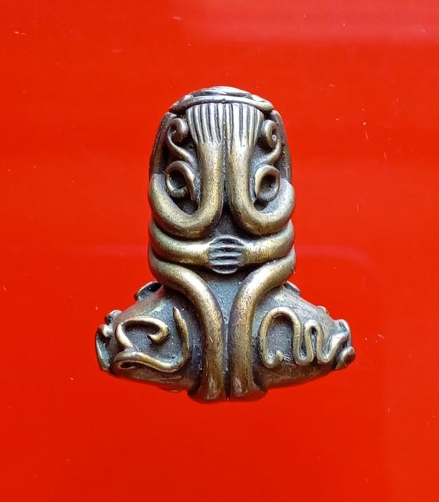 พระปิดตาหลวงเนื้อเมตสิทธ์ หลวงปู่เอี่ยม วัดหนัง